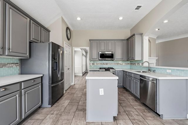 4151 S Nolan Drive, Pearland, TX 77584