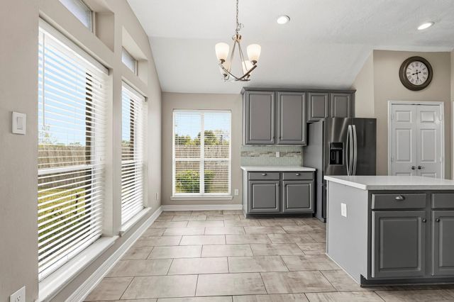 4151 S Nolan Drive, Pearland, TX 77584