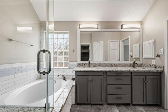 4151 S Nolan Drive, Pearland, TX 77584