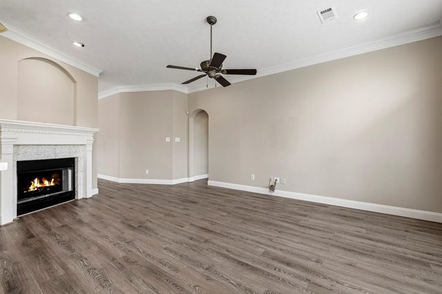 4151 S Nolan Drive, Pearland, TX 77584