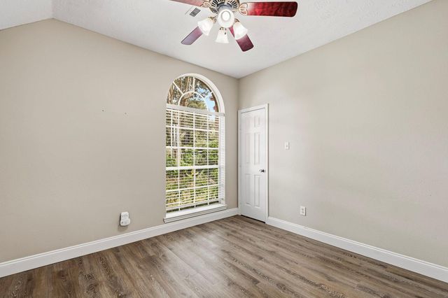 4151 S Nolan Drive, Pearland, TX 77584