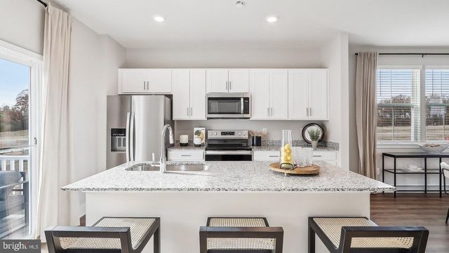 108 BOWERS ST, Stephens City, VA 22655