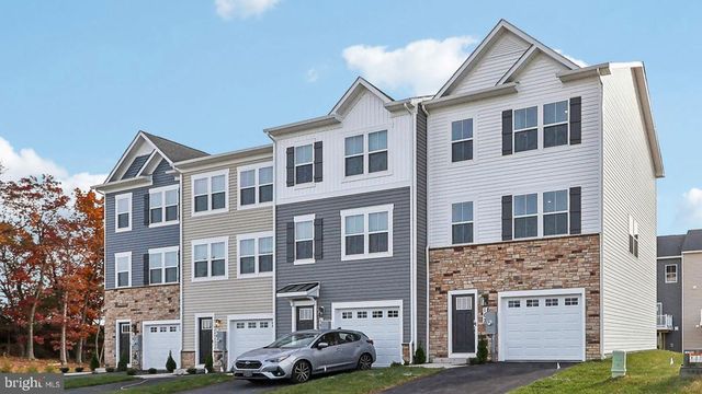 108 BOWERS ST, Stephens City, VA 22655