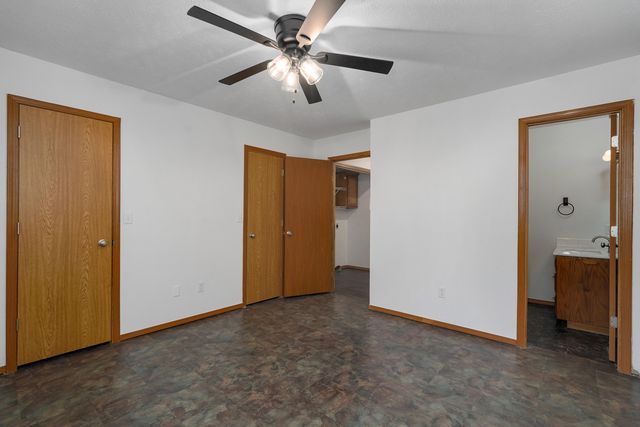 2015 N Benton Avenue, Springfield, MO 65803