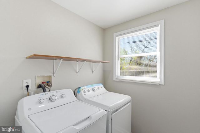 3427 RAVENWOOD AVE, Baltimore, MD 21213