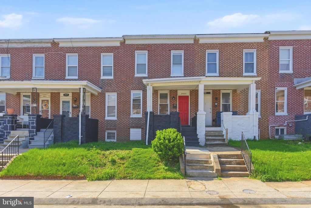 3427 RAVENWOOD AVE, Baltimore, MD 21213