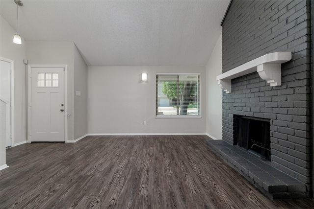 3615 Ravenhill Lane, Arlington, TX 76016