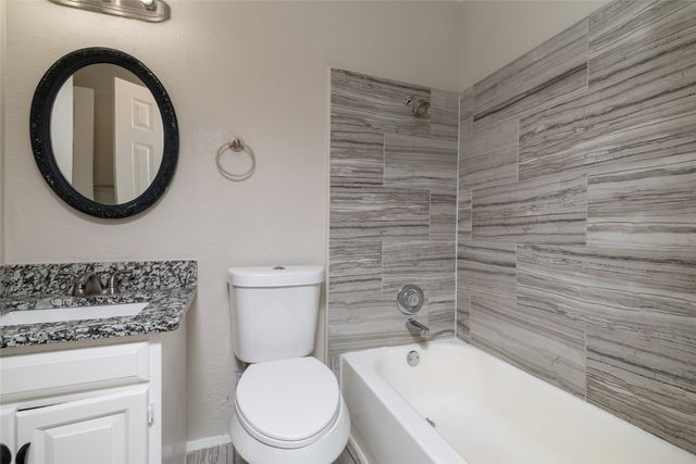 3615 Ravenhill Lane, Arlington, TX 76016