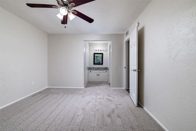 3615 Ravenhill Lane, Arlington, TX 76016