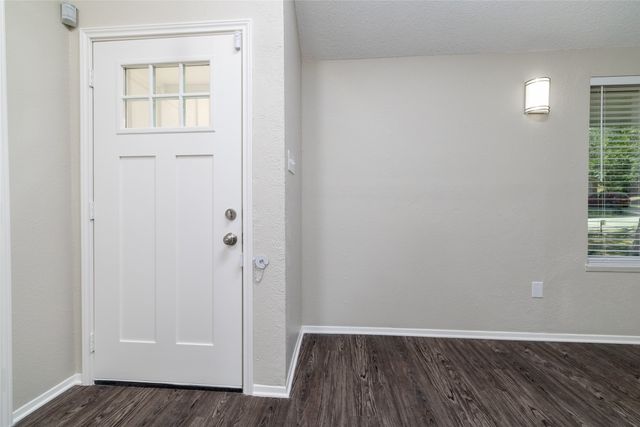 3615 Ravenhill Lane, Arlington, TX 76016