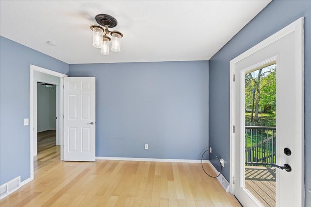16062 Cambridge Circle SE, Prior Lake, MN 55372