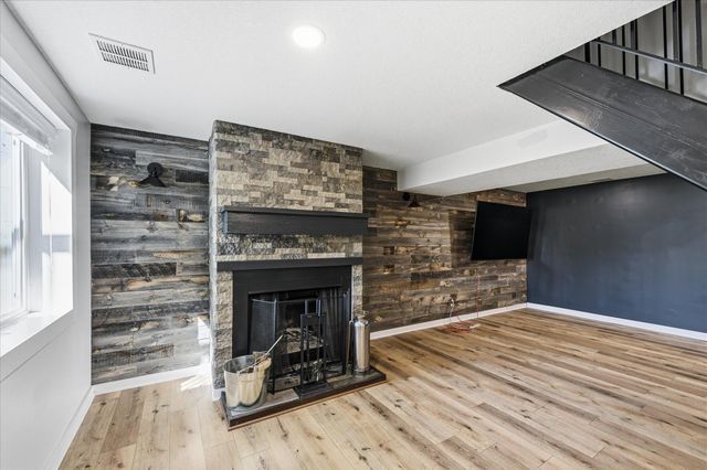 16062 Cambridge Circle SE, Prior Lake, MN 55372
