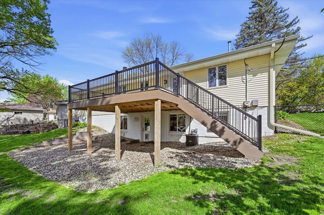 16062 Cambridge Circle SE, Prior Lake, MN 55372