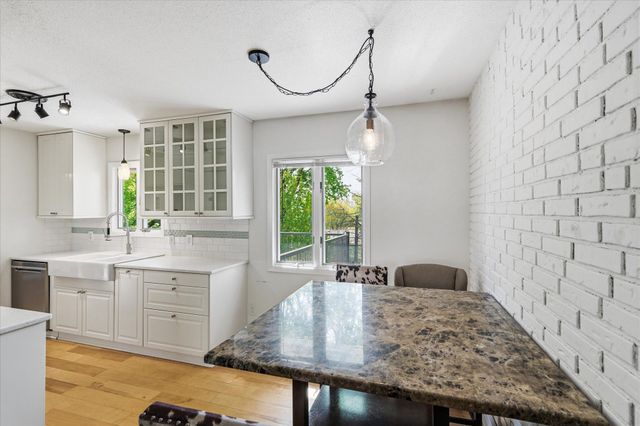 16062 Cambridge Circle SE, Prior Lake, MN 55372