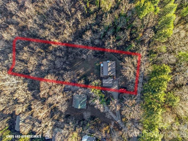 34 Greenbriar Road, Black Mountain, NC 28711