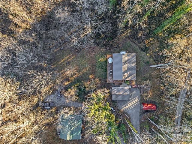 34 Greenbriar Road, Black Mountain, NC 28711