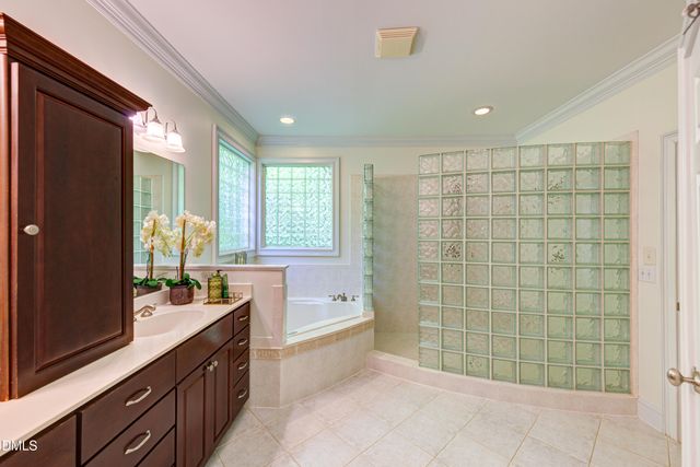 3901 Orchard Point Court, Apex, NC 27539