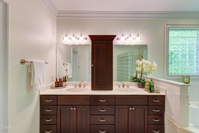 3901 Orchard Point Court, Apex, NC 27539