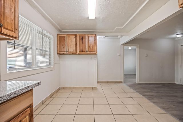 3864 E Lyell Avenue, Fresno, CA 93702