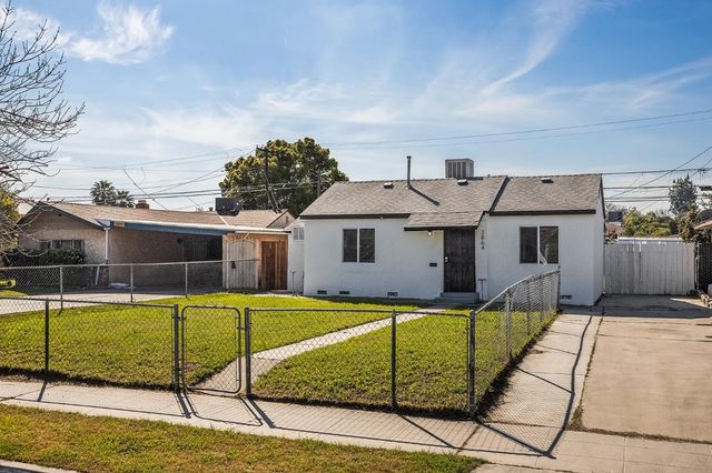 3864 E Lyell Avenue, Fresno, CA 93702