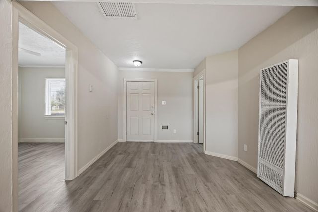 3864 E Lyell Avenue, Fresno, CA 93702