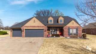 6026 Lake Breeze Road, Grove, OK 74344