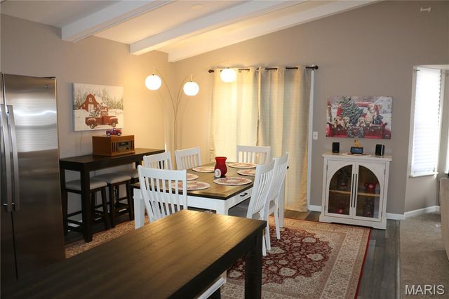 4 Ridgewoods Court, St Peters, MO 63376