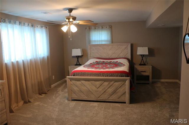 4 Ridgewoods Court, St Peters, MO 63376