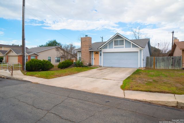 6131 Valley Bay Dr, San Antonio, TX 78250