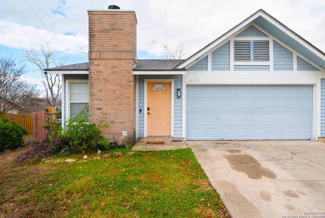 6131 Valley Bay Dr, San Antonio, TX 78250