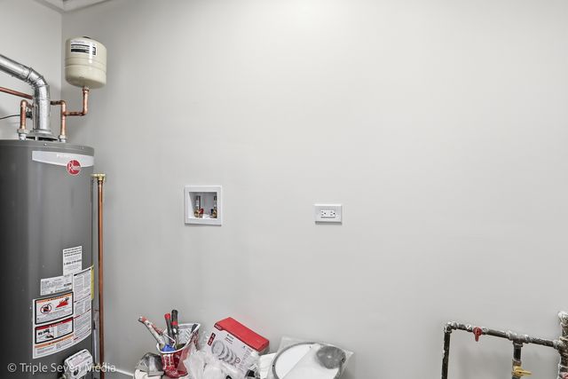 6135 Birmingham Street, Chicago Ridge, IL 60415