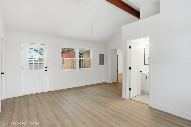 6135 Birmingham Street, Chicago Ridge, IL 60415