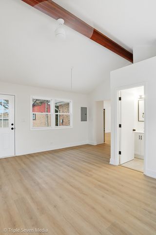 6135 Birmingham Street, Chicago Ridge, IL 60415