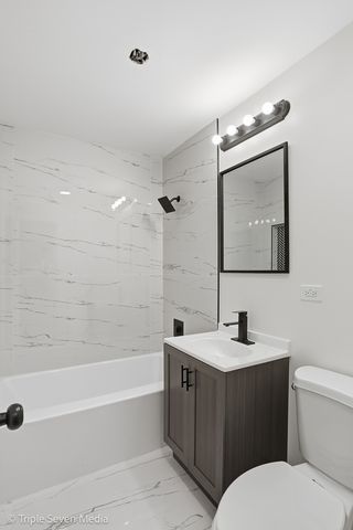 6135 Birmingham Street, Chicago Ridge, IL 60415