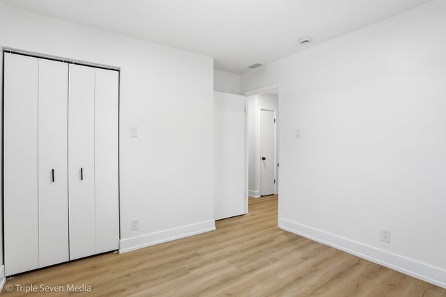 6135 Birmingham Street, Chicago Ridge, IL 60415