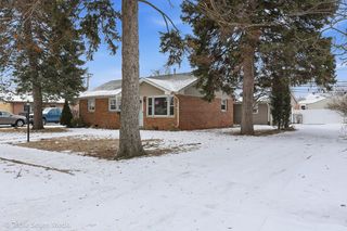 6135 Birmingham Street, Chicago Ridge, IL 60415
