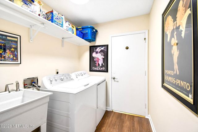 2946 OLD ORCHARD, Jacksonville, FL 32257