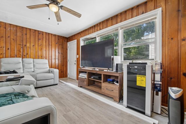 2229 Hamilton Avenue, Columbus, OH 43211