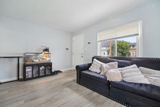 2229 Hamilton Avenue, Columbus, OH 43211