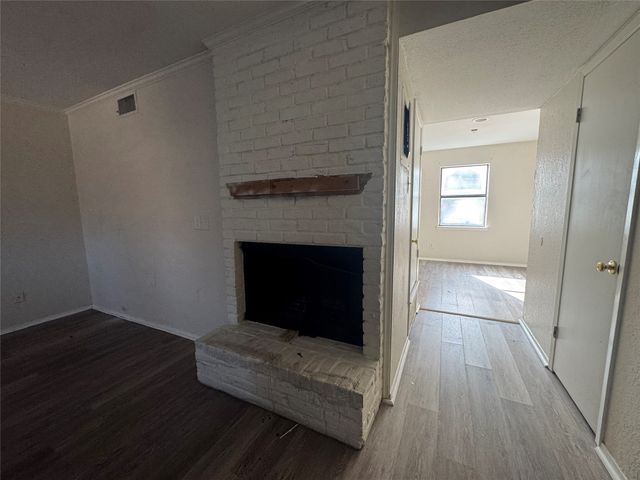 1421 S 12th Street 107, Waco, TX 76706