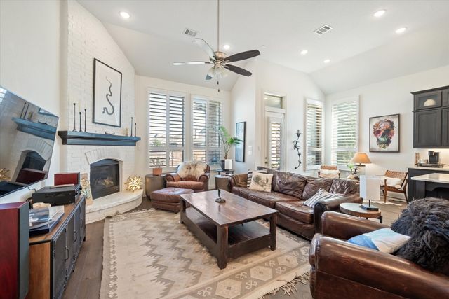 1524 Everitt Trail, Fort Worth, TX 76052