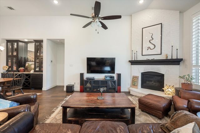 1524 Everitt Trail, Fort Worth, TX 76052