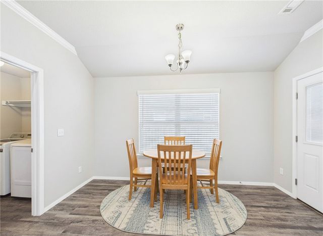 6709 SW Whitmarsh Road, Bentonville, AR 72713