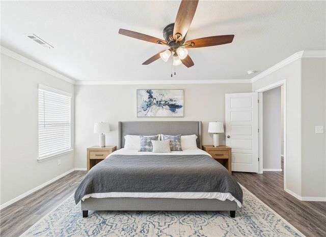 6709 SW Whitmarsh Road, Bentonville, AR 72713