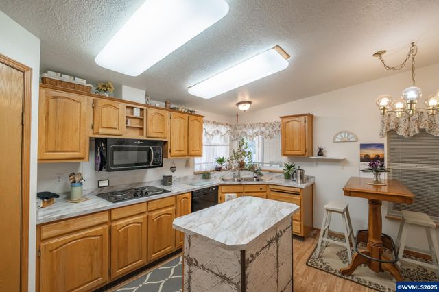 2655 NW Highland (#13) Dr 13, Corvallis, OR 97330