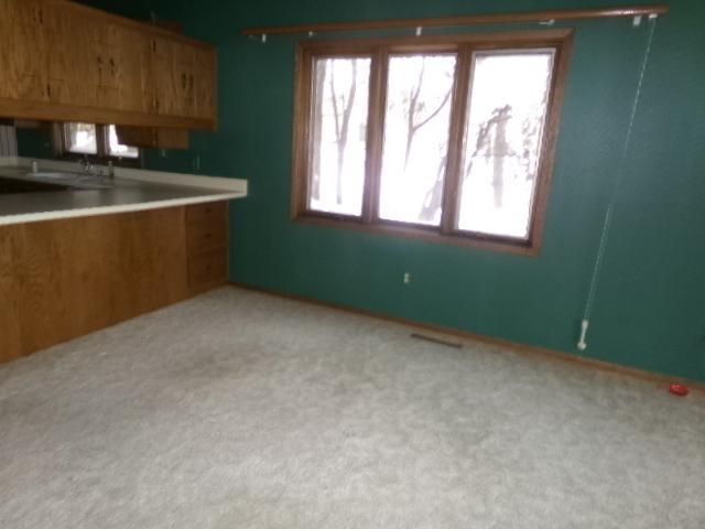 2 Hazeltine Estates, Chaska, MN 55318