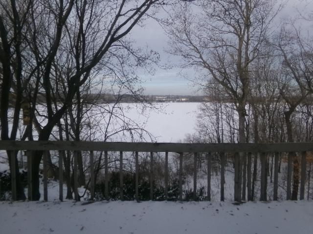 2 Hazeltine Estates, Chaska, MN 55318