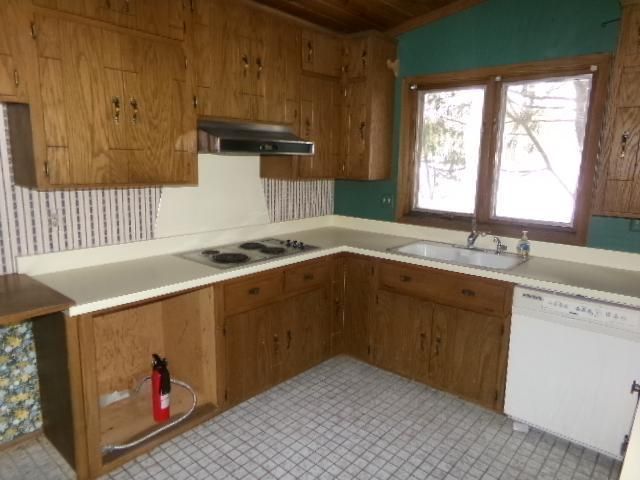 2 Hazeltine Estates, Chaska, MN 55318