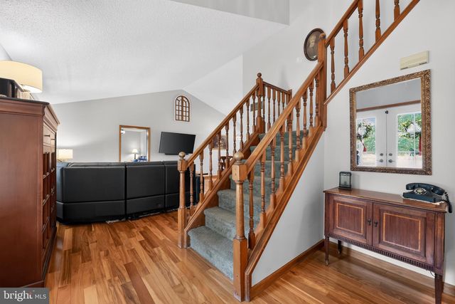 102 HOLLY CT, Mullica Hill, NJ 08062