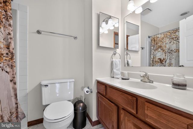 102 HOLLY CT, Mullica Hill, NJ 08062